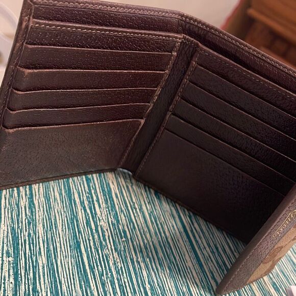 GUCCI GG Authentic Supreme Canvas GG Monogram Unisex Wallet - Picture 7 of 14